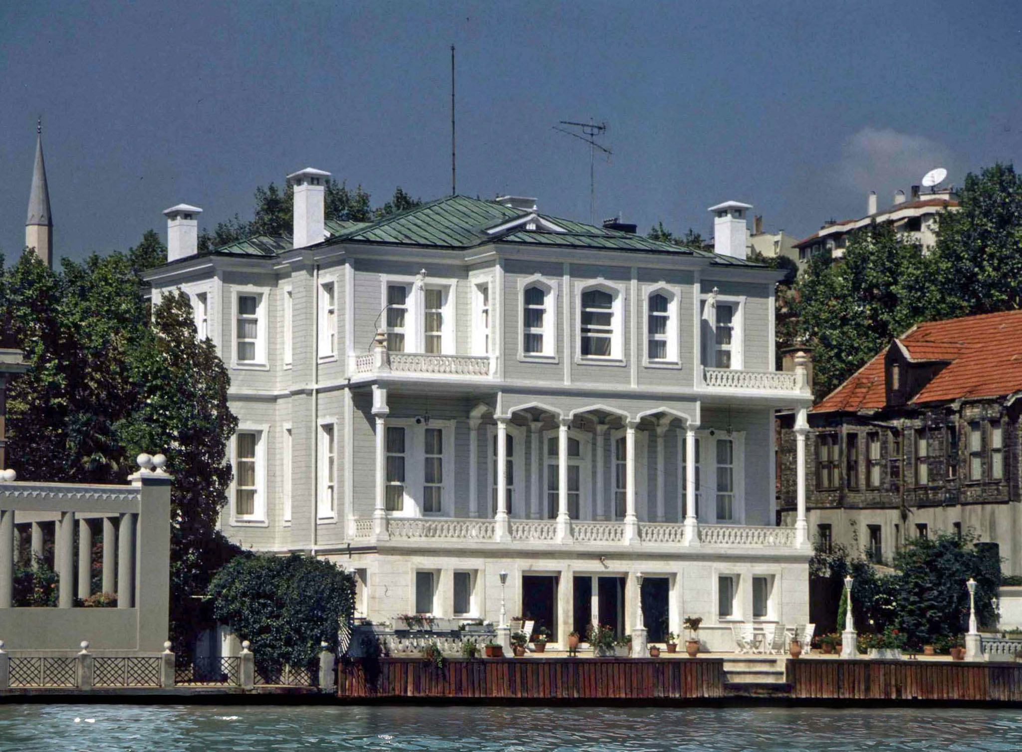 ÖZKAN YALISI